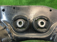 คานรองเครื่อง задняя SUBARU LEGACY OEM 20152AE001 BH5 2001 EJ202