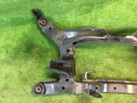 คานรองเครื่อง задняя SUBARU LEGACY OEM 20152AE001 BH5 2001 EJ202