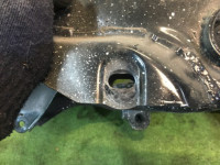 คานรองเครื่อง задняя SUBARU LEGACY OEM 20152AE001 BH5 2001 EJ202