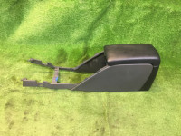 グローブボックス・アームレスト SUBARU LEGACY OEM 92111AE010AC BH5 2001 Silver 01G