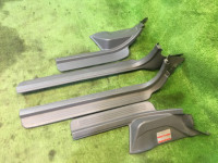 คิ้วชายบันได SUBARU LEGACY OEM 94060AE000OA 94060AE010OA 94061AE000OA 94061AE010OA BH5 2001 Silver 01G