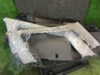 Tapizado del maletero SUBARU LEGACY OEM 95066AE000OC 95073AE000OC 95067AE000OC 95067AE010OC 94047AE000AC BH5 2001 Silver 01G