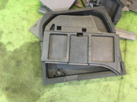 Tapizado del maletero SUBARU LEGACY OEM 95066AE000OC 95073AE000OC 95067AE000OC 95067AE010OC 94047AE000AC BH5 2001 Silver 01G