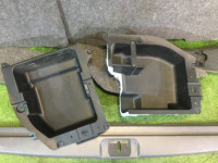 Tapizado del maletero SUBARU LEGACY OEM 95066AE000OC 95073AE000OC 95067AE000OC 95067AE010OC 94047AE000AC BH5 2001 Silver 01G