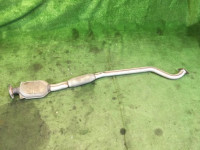 ท่อไอเสียท่อนกลาง SUBARU LEGACY OEM 44200AE001 BH5 2001 EJ202
