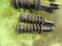 减震器 SUBARU LEGACY OEM 20310AE300 20310AE310 20330AE010  20365AE090 20380AE090 BH5 2001 EJ202