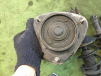 减震器 SUBARU LEGACY OEM 20310AE300 20310AE310 20330AE010  20365AE090 20380AE090 BH5 2001 EJ202
