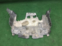 エンジンアンダーカバー SUBARU OUTBACK OEM 56410AG010 BP9 2004 Green 3M1