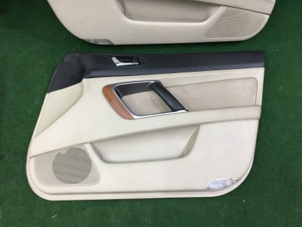 แผงบุประตู SUBARU OUTBACK OEM 94279AG560WA 94279AG570WA 94239AG740WA 94239AG750WA BP9 2004 Green 3M1