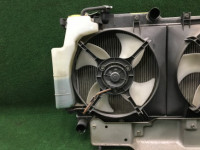 Engine radiator SUBARU OUTBACK OEM 45111AG000 45111AG001 BP9 2004 EJ253