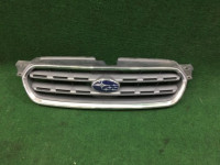 Rejilla del radiador 91121AG020 91121AG021 SUBARU OUTBACK