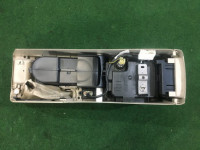 Porta-luvas e apoio de braço SUBARU OUTBACK OEM 92111AG060WA BP9 2004 Gold 39J