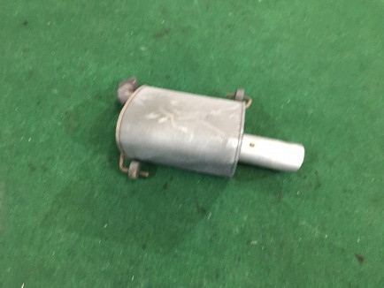 Muffler левая SUBARU OUTBACK OEM 44300AG040 44300AG640 BP9 2004 EJ253