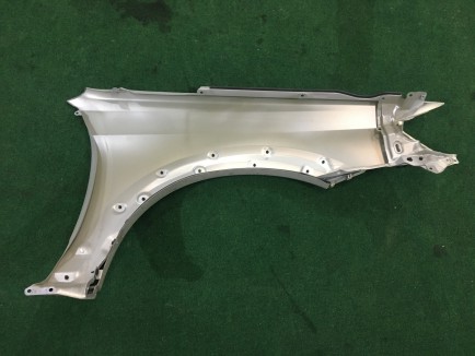 Guarda-lamas dianteiro esquerdo SUBARU OUTBACK OEM 57110AG0309P BP9 2004 Gold 39J