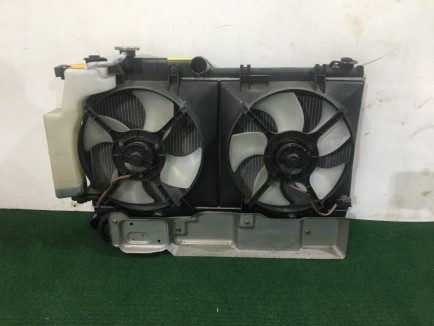Radiador do motor SUBARU OUTBACK OEM 45111AG000 45111AG001 BP9 2004 EJ253
