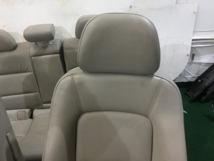 Conjunto de bancos SUBARU OUTBACK OEM 64010AG221WA 64010AG231WA 64221AG120WA 64231AG130WA BP9 2004 Gold 39J