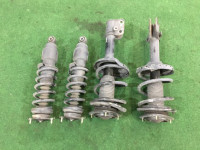 ストラット SUBARU OUTBACK OEM 20310AG040 20310AG050 20330AG060 20365AG020 20380AG350 BP9 2004 EJ253