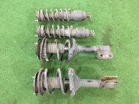 ストラット SUBARU OUTBACK OEM 20310AG040 20310AG050 20330AG060 20365AG020 20380AG350 BP9 2004 EJ253