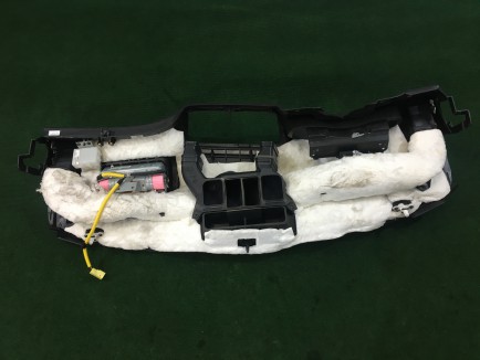 คอนโซลหน้า SUBARU OUTBACK OEM 66040AG000 66040AG001 BP9 2004 Gold 39J