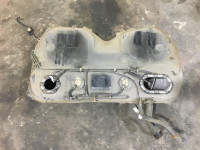 油箱 SUBARU LEGACY OEM 42120FA160 BG5 1998 EJ20D