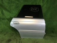 Дверь задняя правая SUBARU LEGACY OEM 61400AC300 61400AC320 BG5 1998 Silver 406