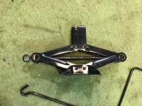 千斤顶 SUBARU LEGACY OEM 97030FA070 BG5 1998