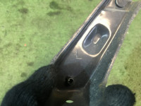 Soporte izquierdo del parachoques delantero SUBARU LEGACY OEM 57714AC050 BG5 1998 Silver 406