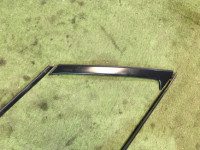 Friso do vidro lateral esquerdo SUBARU LEGACY OEM 91012AC010 91013AC010 91011AC110 BG5 1998 Silver 406