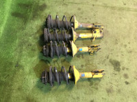 减震器 SUBARU LEGACY OEM 20310AC320 20310AC330 20330AC070 20364AC300 20364AC310 BG5 1998 EJ20D