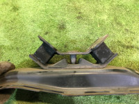 ミッションメンバー SUBARU LANCASTER OEM 41011AE010 41022AE120 41022AE121 BHE 2001 EZ30