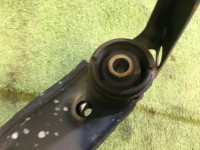 คานรองเครื่อง задняя SUBARU LANCASTER OEM 20152AE001 BHE 2001 EZ30