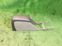 グローブボックス・アームレスト SUBARU LANCASTER OEM 92111AE010AD BHE 2001 Green 1U7