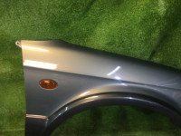Guarda-lamas dianteiro direito SUBARU LANCASTER OEM 57120AE021 BHE 2001 Green 1U7