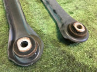 リアアーム SUBARU LANCASTER OEM 20250AE030 20250AE050 20250AE000 20250AE010 BHE 2001 EZ30