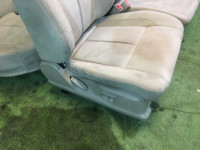 Conjunto de bancos SUBARU LANCASTER OEM 64010AE700GE 64010AE710GE 64221AE130GE 64231AE360GE BHE 2001 Green 1U7