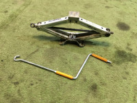 千斤顶 SUBARU LEGACY OEM 97030FA070 BG5 1998