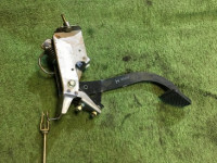 Pedal da embraiagem SUBARU LANCASTER OEM 36015FC010 BH9 1998 EJ254