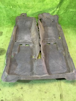 พรมปูพื้นห้องโดยสาร 95010AC180MJ 95010AC510MJ SUBARU LEGACY