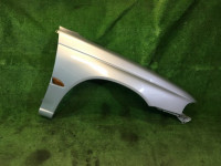 右フロントフェンダー SUBARU LEGACY OEM 57110AC000 BG5 1996 Silver 407