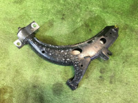 Right front control arm SUBARU LEGACY OEM 20200AA200 BG5 1996 EJ20H