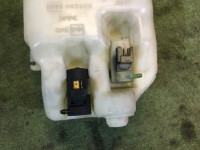 Washer bottle SUBARU GRAND WAGON OEM 86610FC000 BG9 1998 EJ25DD