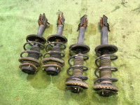 减震器 SUBARU GRAND WAGON OEM 20311AC200 20311AC210 20330AC410 20363AC201 20363AC211 BG9 1998 EJ25DD