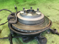 Ступицы задние SUBARU LEGACY OEM 28016AA020 26310AA092 26296AA041 26291AA041 26291AA051 BG5 1996 EJ20H