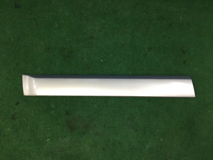 Ensanchador de la puerta delantera izquierda 91112AG070LY SUBARU OUTBACK