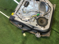 ประตูหลังขวา SUBARU LANCASTER OEM 60400AE160 91111AE060MF 62011AE100 62188AE000 BH9 1998 Beige 8L5