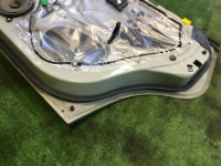 ประตูหลังขวา SUBARU LANCASTER OEM 60400AE160 91111AE060MF 62011AE100 62188AE000 BH9 1998 Beige 8L5