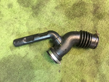 ท่อกรองอากาศ SUBARU LANCASTER OEM 14457AA260 BH9 1998 EJ254
