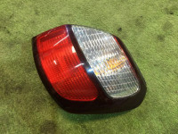 右尾灯 84201AE080 SUBARU LANCASTER