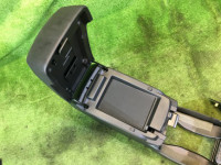 Porta-luvas e apoio de braço SUBARU OUTBACK OEM 92114AJ100VH 92114AJ010VH 92174AJ000 BRF 2009 gold D6H