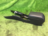 Porta-luvas e apoio de braço SUBARU OUTBACK OEM 92114AJ100VH 92114AJ010VH 92174AJ000 BRF 2009 gold D6H
